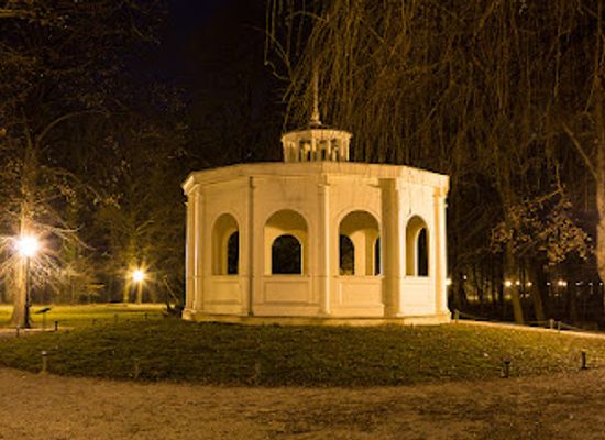 croatia/zagreb/maksimir-park/landmark/echo-pavillion