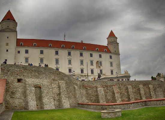 slovakia/tatras/landmark/bratislava-castle