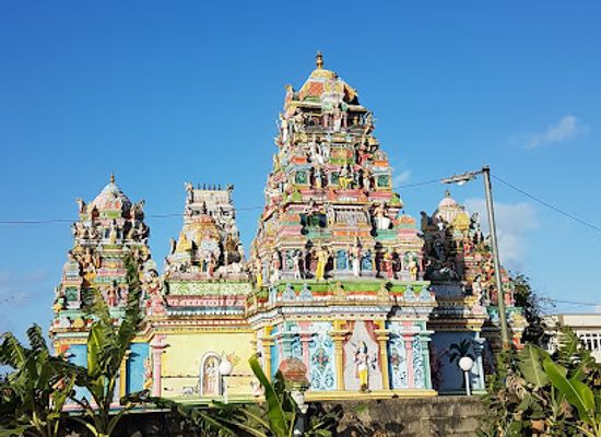 mauritius/ile-aux-cerfs/landmark/siva-soopramaniar-kovil