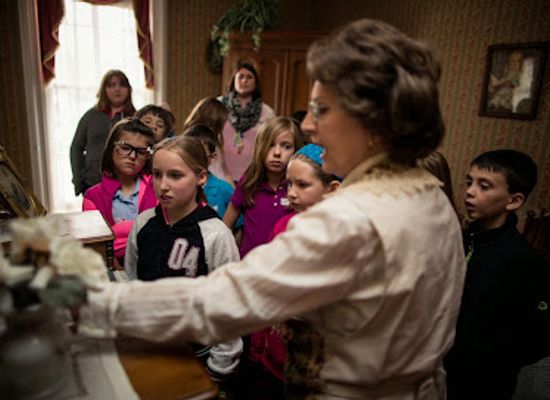 iowa/cedar-valley/landmark/rensselaer-russell-house-museum