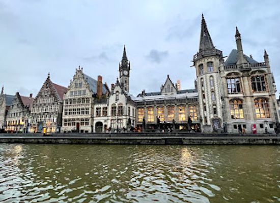 belgium/ghent/graslei-and-korenlei/landmark/view-point-promenade