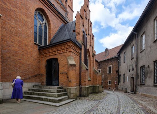 poland/tarnow/landmark/muzeum-diecezjalne-w-tarnowie