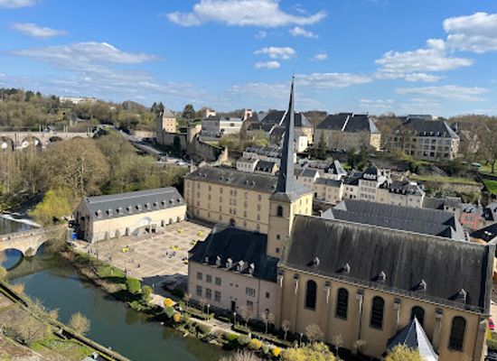 luxembourg/luxembourg-city/landmark/palais-grand-ducal