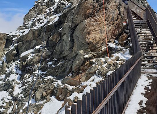 italy/alto-adige/landmark/iceman-otzi-peak