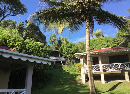 grenada/saint-patrick/landmark/petite-anse-hotel-restaurant