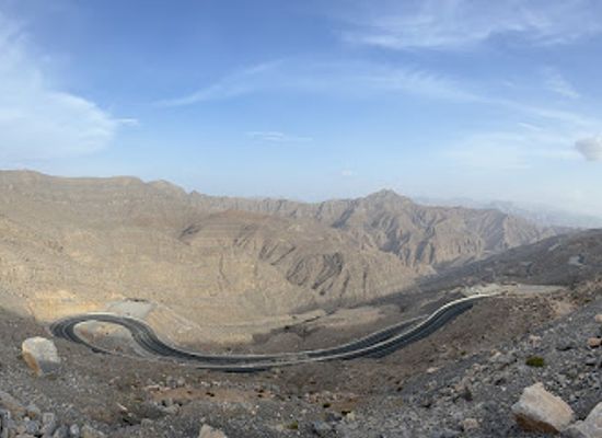 united-arab-emirates/jebel-jais/landmark/car-park-and-viewing-decks