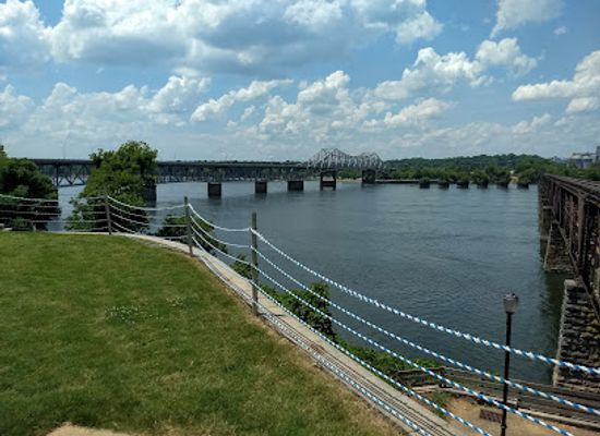alabama/river-region/landmark/old-railroad-bridge