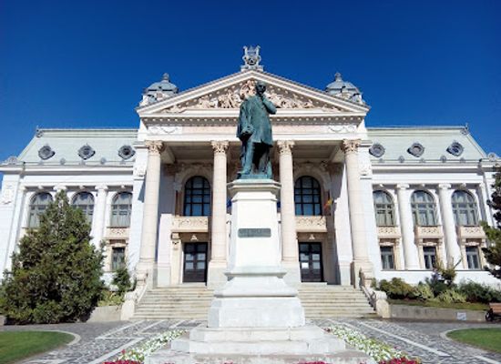 romania/iasi/landmark/anastasie-fatu-botanical-garden