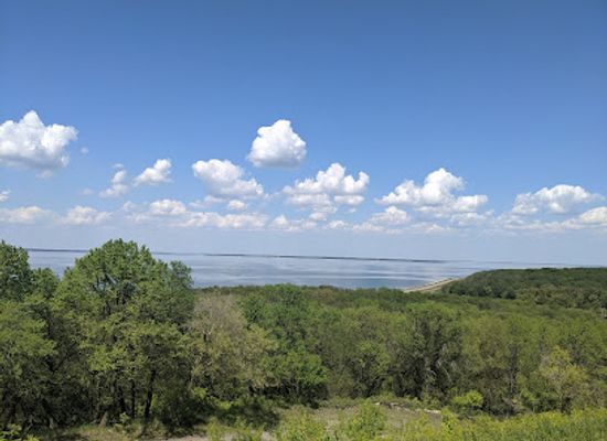 north-dakota/devils-lake/landmark/white-horse-hill-national-game-preserve