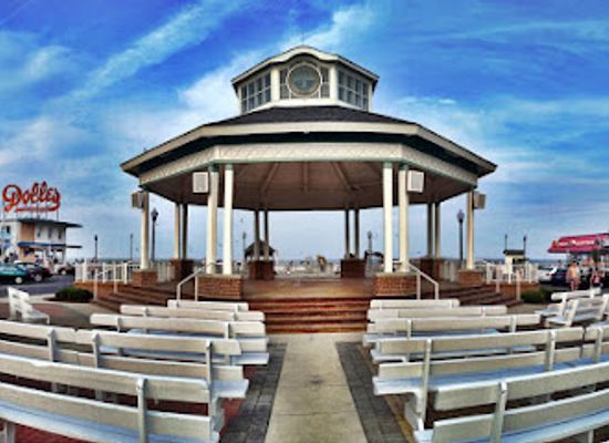delaware/rehoboth-beach/landmark/rehoboth-beach-bandstand