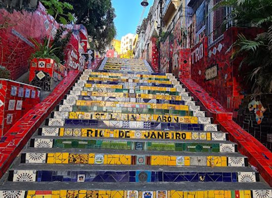 brazil/rio-de-janeiro/landmark/escadaria-selaron