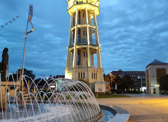 hungary/lake-balaton/landmark/siofok-water-tower