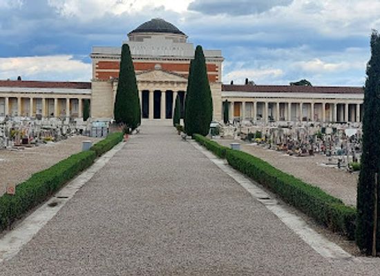 italy/verona/verona-city-centre/landmark/cimitero-monumentale