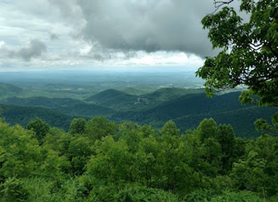 virginia/blue-ridge-highlands/landmark/rock-castle-gorge-overlook