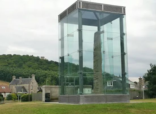 united-kingdom/morayshire/landmark/sueno-s-stone