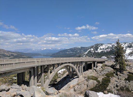 california/sierra-nevada/landmark/donner-summit-bridge