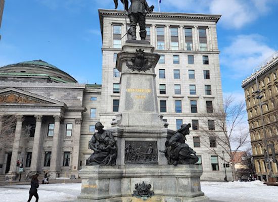 canada/montreal/old-montreal/landmark/monument-to-paul-de-chomedey-sieur-de-maisonneuve