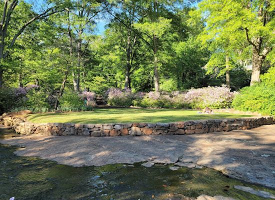south-carolina/upstate/landmark/rock-quarry-garden