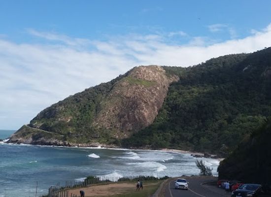 brazil/serra-do-roncador/landmark/pedra-do-roncador