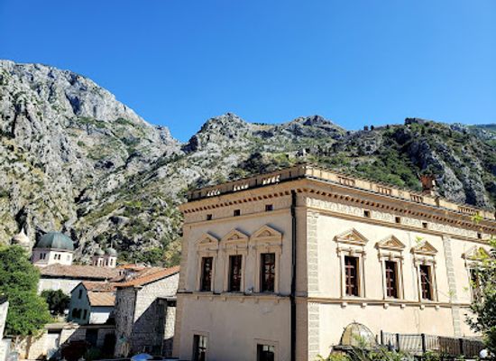 montenegro/montenegrin-littoral/landmark/st-tryphon-s-cathedral