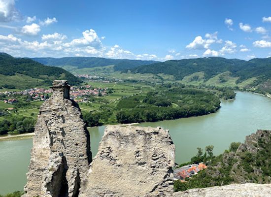 austria/wachau/landmark/durnstein-castle