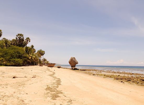 timor-leste/viqueque/landmark/pantai-rekreasi-uatabo