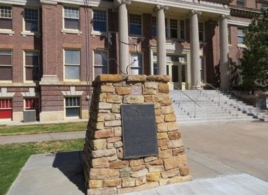 texas/laredo/landmark/1836-1986-sesquicentennial-signage