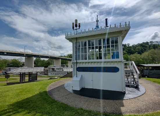 ohio/marietta/landmark/ohio-river-museum