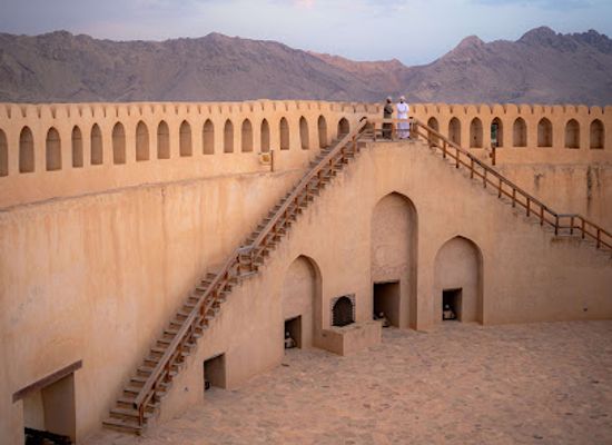 oman/nizwa/landmark/nizwa-fort-garden