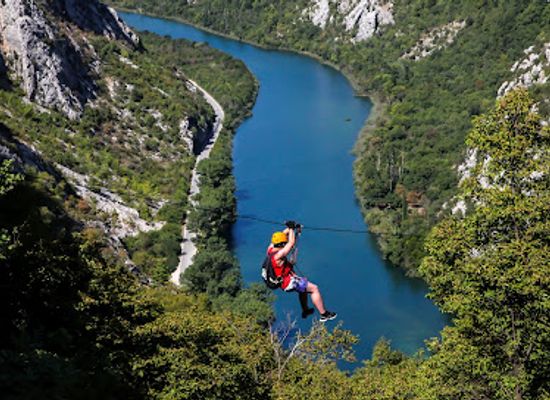 croatia/cetina-river-canyon/landmark/zipline-croatia