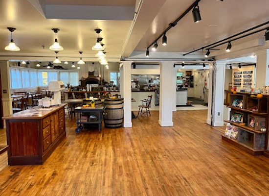 vermont/middlebury/landmark/shiretown-marketplace