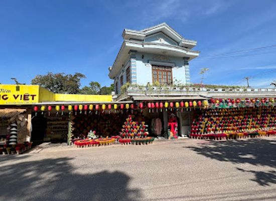 vietnam/hue/phu-huong/landmark/huong-non-tram-huong-hue-incense-village