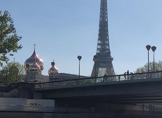france/ile-de-france/landmark/pont-de-l-alma