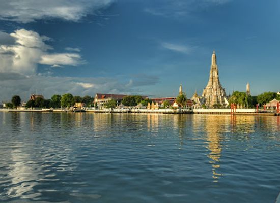 thailand/chao-phraya-river-basin/landmark/wat-arun-ferry-pier