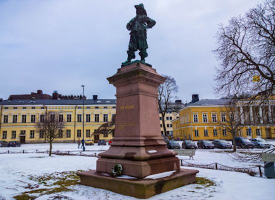 finland/turku/landmark/the-per-brahe-statue