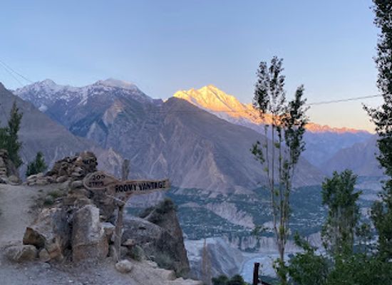 pakistan/hunza-valley/landmark/eagle-s-nest-point