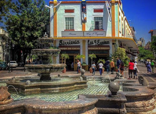 mexico/central-mexico/landmark/plaza-de-las-9-esquinas