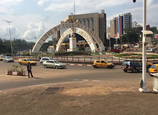 cameroon/mamfe/landmark/monument-j-aime-mon-pays