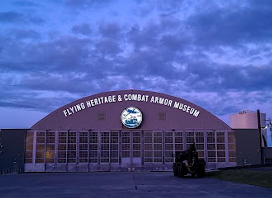 washington/everett/landmark/flying-heritage-combat-armor-museum