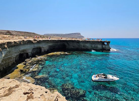 cyprus/konnos-beach/landmark/sea-cave