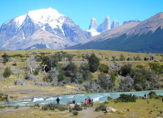 argentina/tierra-del-fuego/landmark/plaza-islands-malvinas