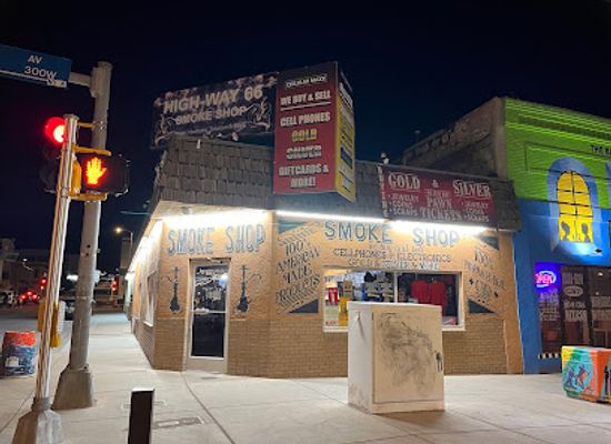 new-mexico/gallup/landmark/high-way-66-smoke-shop