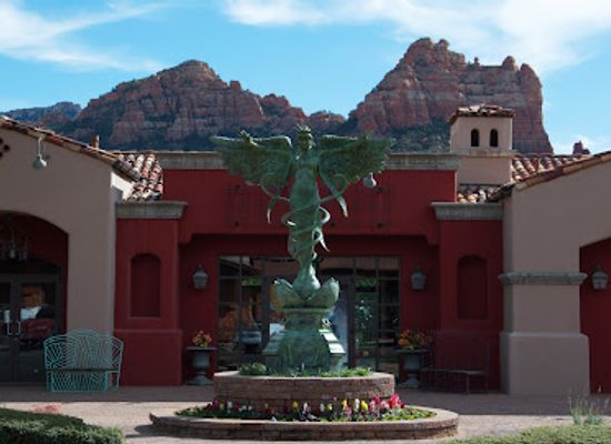 arizona/sedona/landmark/bearcloud-gallery