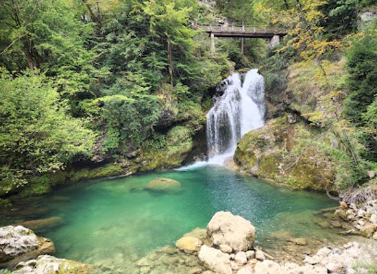 slovenia/triglav-national-park/landmark/waterfall-sum