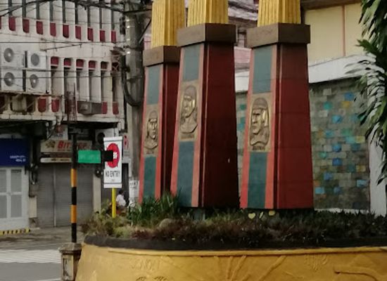 philippines/legazpi/old-albay-district/landmark/ibalong-festival-monument