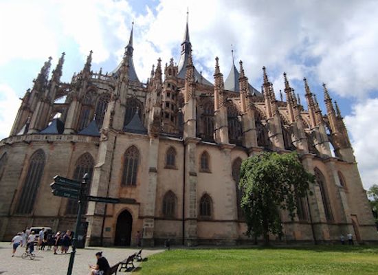 czechia/kutna-hora/landmark/sv-barbora