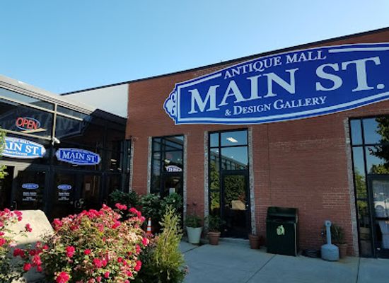 north-carolina/mooresville/landmark/main-st-antiques-design-gallery