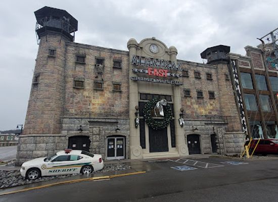 tennessee/dollywood/landmark/alcatraz-east-crime-museum