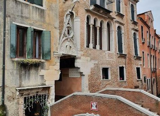 italy/venice/landmark/arco-del-paradiso