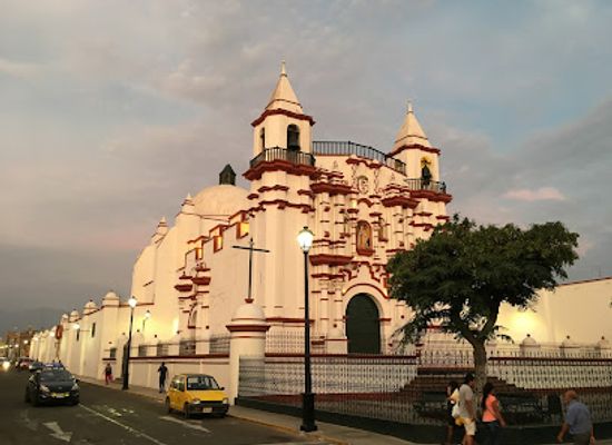 peru/trujillo/centro-historico/landmark/carmen-monastery